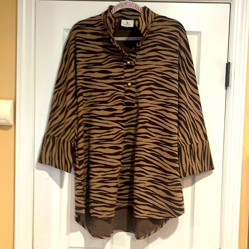 Perfect condition: Tuchernuck chetah print tunic